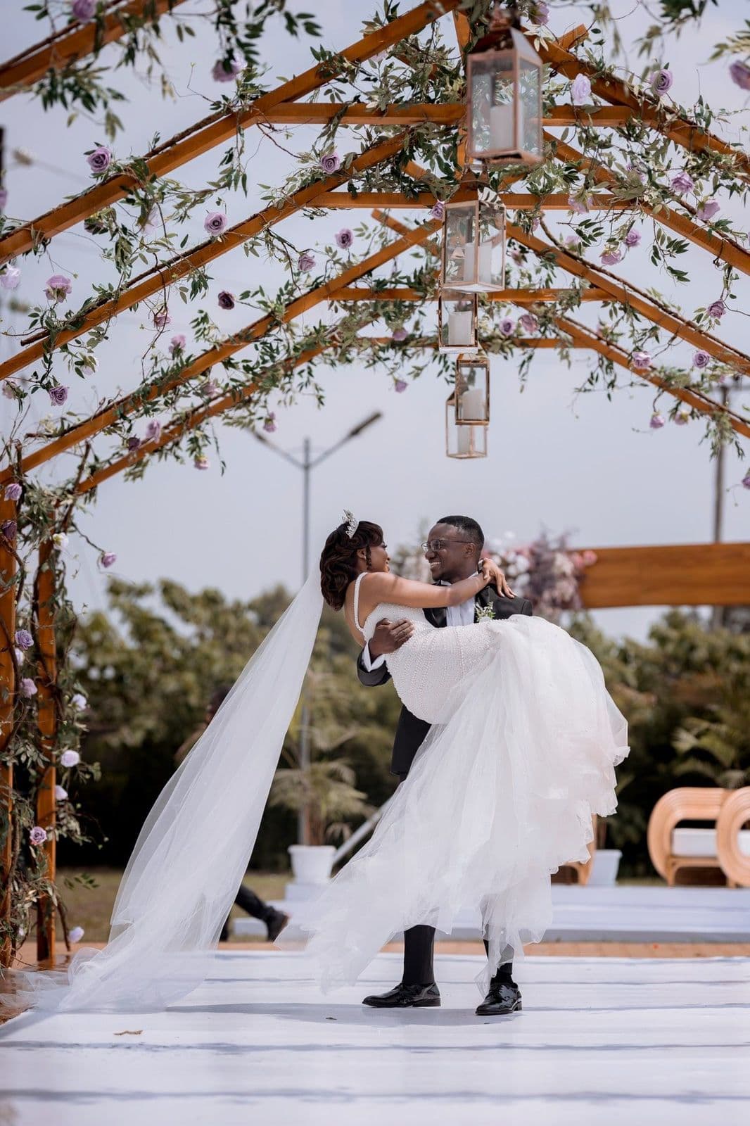 Allan & Pauline — photo 4